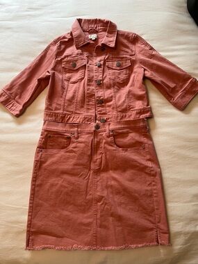 Two piece skirt and jacket set